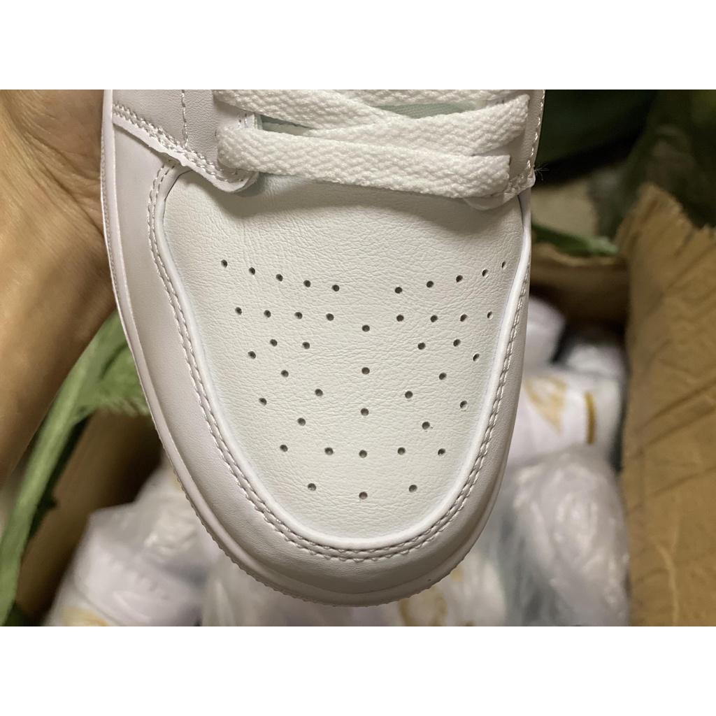 Giày Sneaker Jordan 1 Low Cổ Thấp Trắng Vệt Vàng White Metallic Gold Cao Cấp Da Nhăn Fullbox Kèm Phụ Kiện | BigBuy360 - bigbuy360.vn