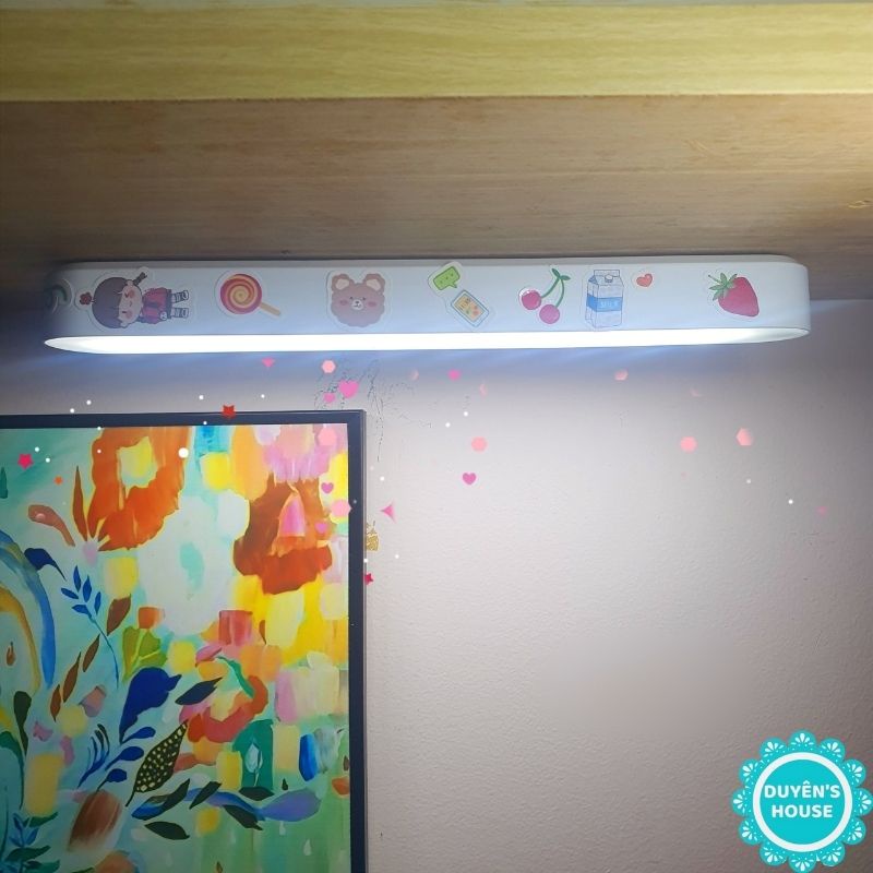 Đèn Led Cảm Ứng Tích Điện Đa Năng 3 Chế Độ Sáng Gắn Tường, Bàn Học, Phòng Ngủ Có Remote - P073