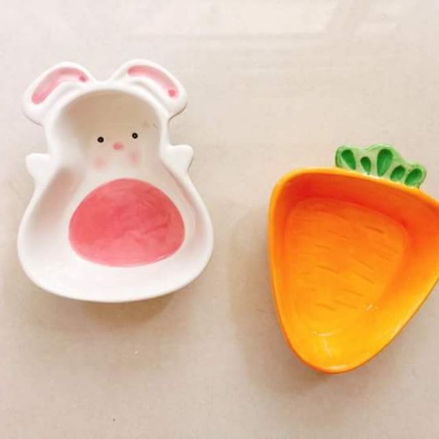 Bát ăn dặm cho bé thỏ, cà rốt