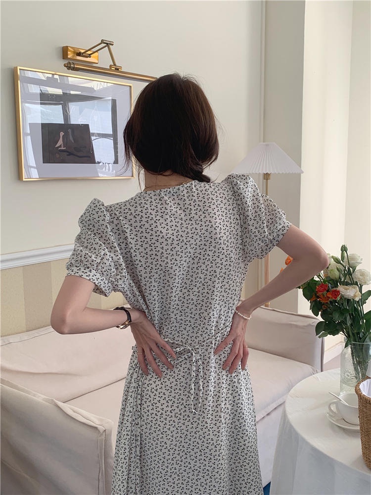 Đầm Tay Ngắn Dáng Ôm Cổ Chữ V In Hoa Thời Trang 50814