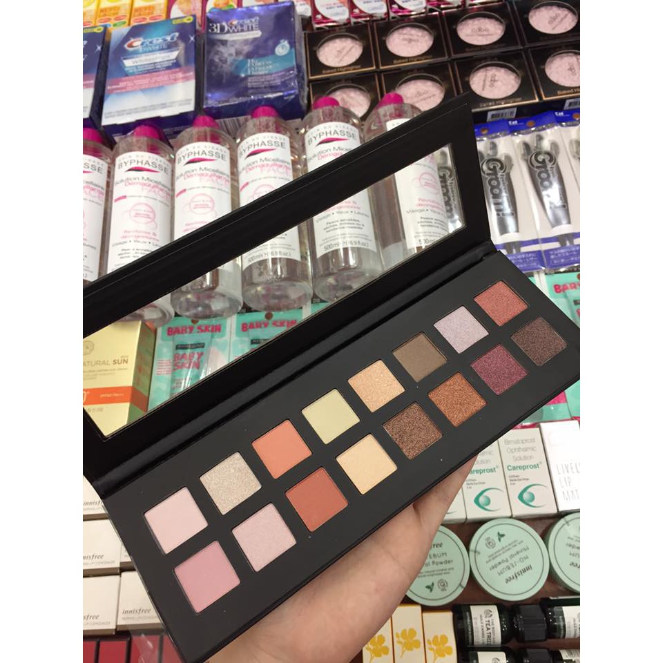 Bảng màu mắt 16 ô City Color Harvest Moon Eyeshadow Palette.