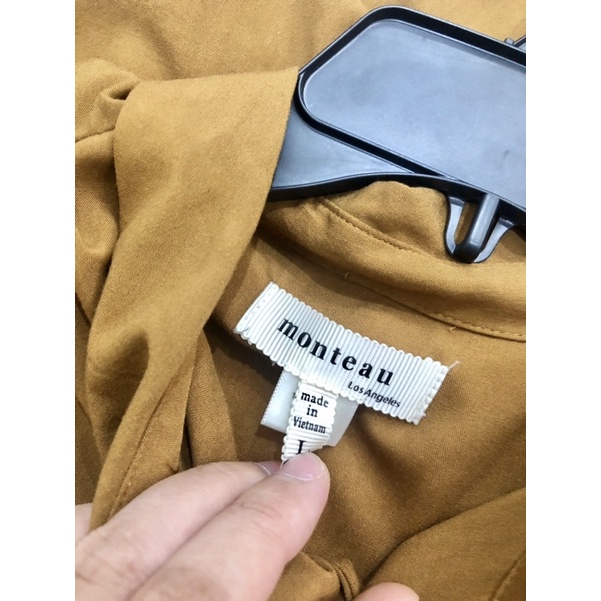 Đầm sơ mi Monteau có túi chun lưng có dây thắt chất rayon