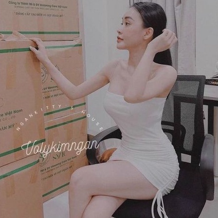 Đầm body rút dây 2 bên vải đẹp siêu Hot.