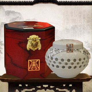 Cao Hồng Sâm Hoàng Hậu Hàn Quốc hộp gỗ 1000gr