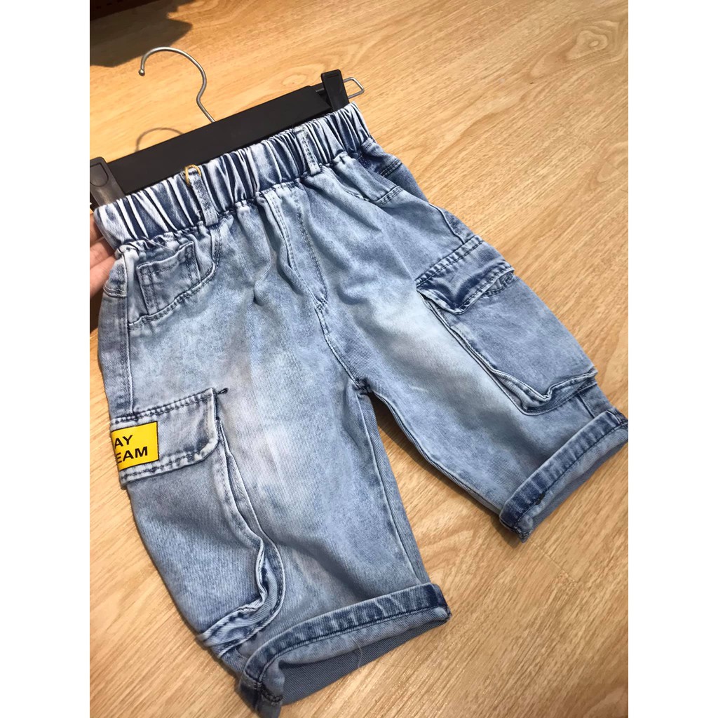 Quần short jean túi hộp