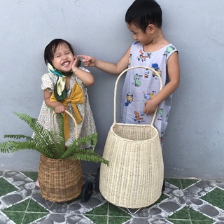 Xe kéo LUGGY bằng mây đạo cụ chụp hình quà tặng bé, kích thước 35 * 25 * 74 cm và 22 * 20 * 50 cm có ảnh thật