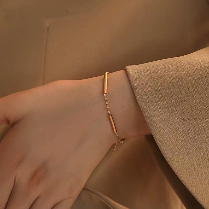 Vòng tay thép titan mạ vàng hồng thiết kế đơn giản thời trang phong cách Hàn Quốc làm quà tặng cho nữ / học sinh
