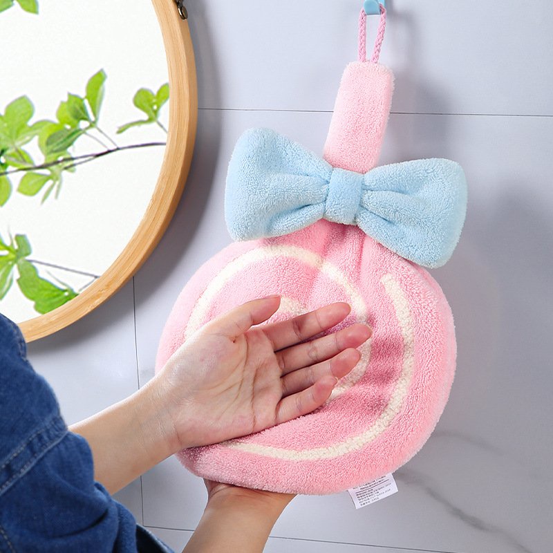 Khăn Lau Tay Treo Tường Hình Kẹo Mút Dễ Thương