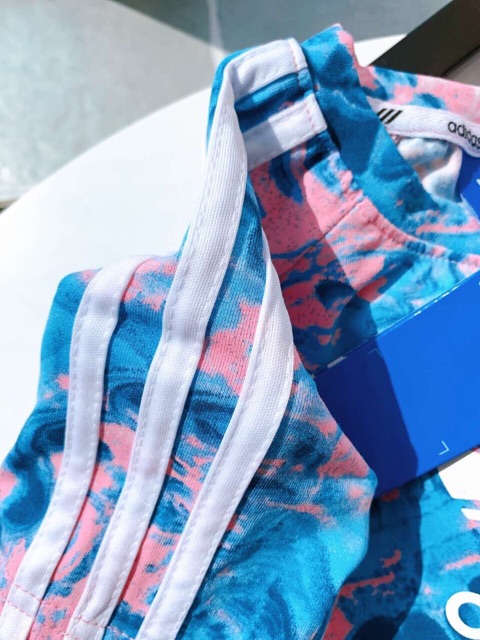 Váy Adidas cho bé yêu