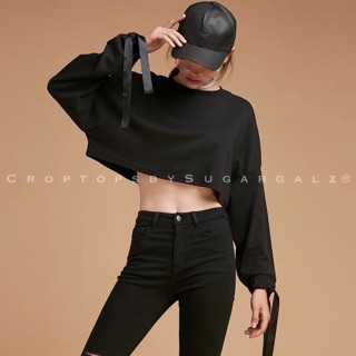 Áo Crop top dáng thụng tay dài basic nơ cổ tay - by SugarGalz