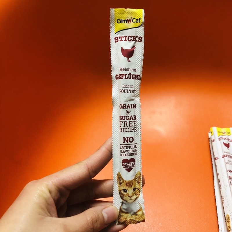 [𝙌𝒖̀𝙖 𝙩𝒂̣̆𝙣𝙜] Gimcat Treat que- đồ ăn thưởng vị gà và cá  / gimcat  sticks cho mèo mọi lứa tuổi