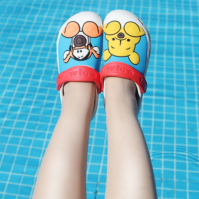 Dép Crocs Đi Biển Mùa Hè Hình Gấu Pooh Kích Thước 31-41 Cho Nữ