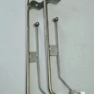 Cột cờ trang trí gắn trước xe