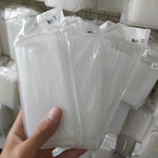 Combo 3 chiếc ốp silicon mate 20 trong suốt (loại A)
