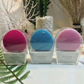 Máy rửa mặt foreo