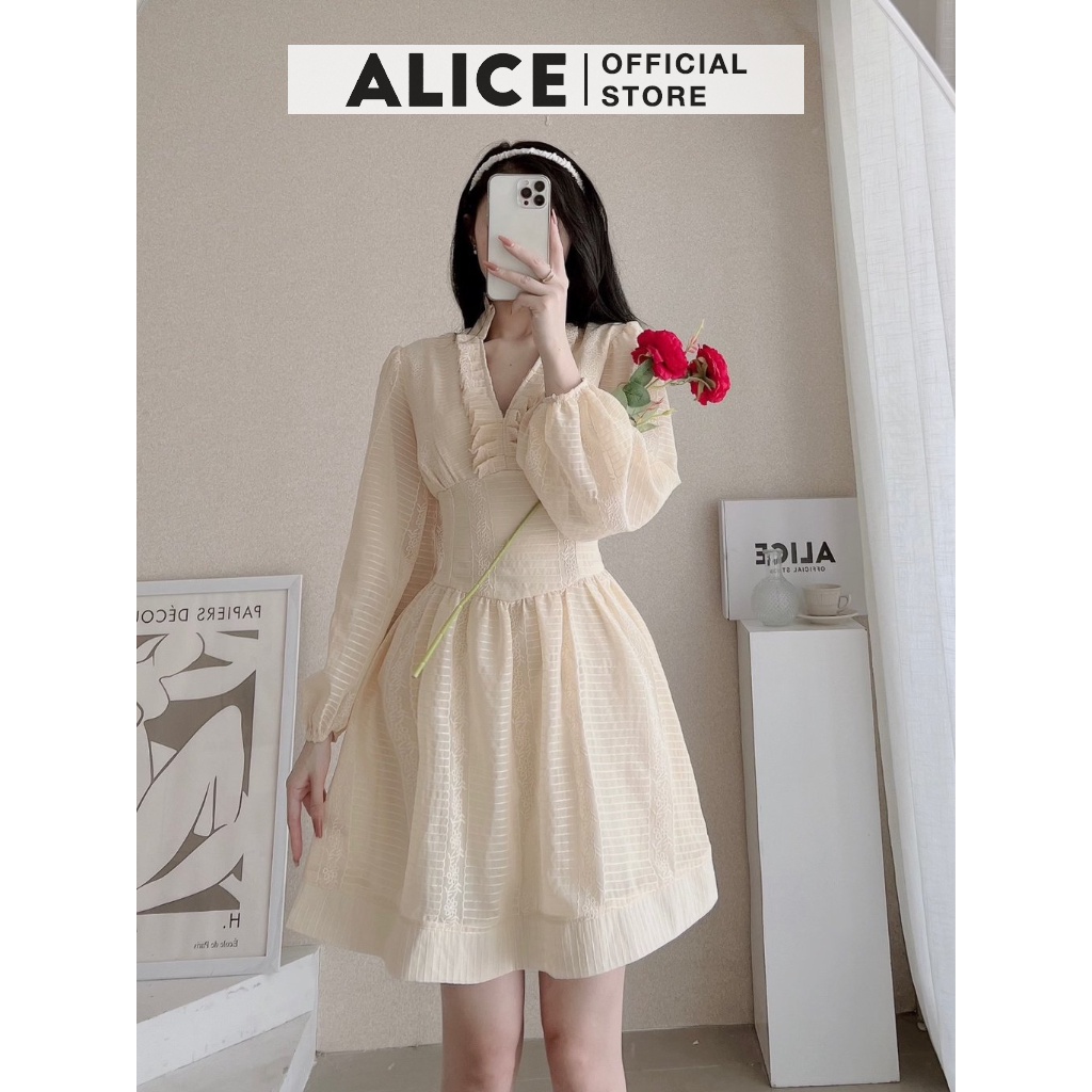 Váy Ren Tiểu Thư Cổ Bèo ALICE, Thiết Kế Chiết Eo Dáng Xòe Phối Tay Bồng Sang Chảnh V758 | BigBuy360 - bigbuy360.vn