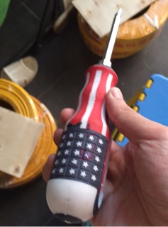Tovit cờ mĩ to