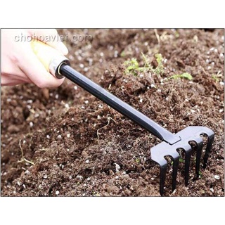Cào gỗ cào đất làm vườn, xới đất, cán gỗ tiện sử dụng