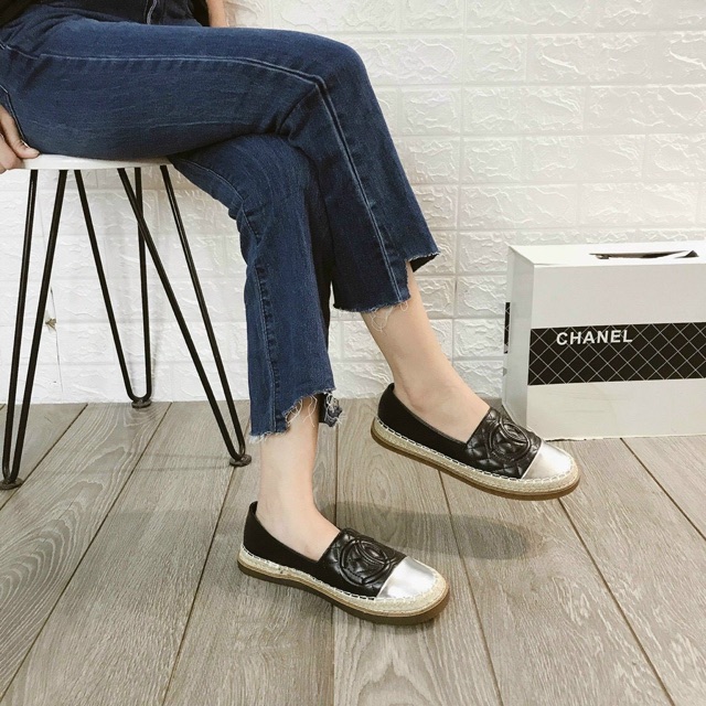 Giày slipon mũi bạc đế cói | BigBuy360 - bigbuy360.vn