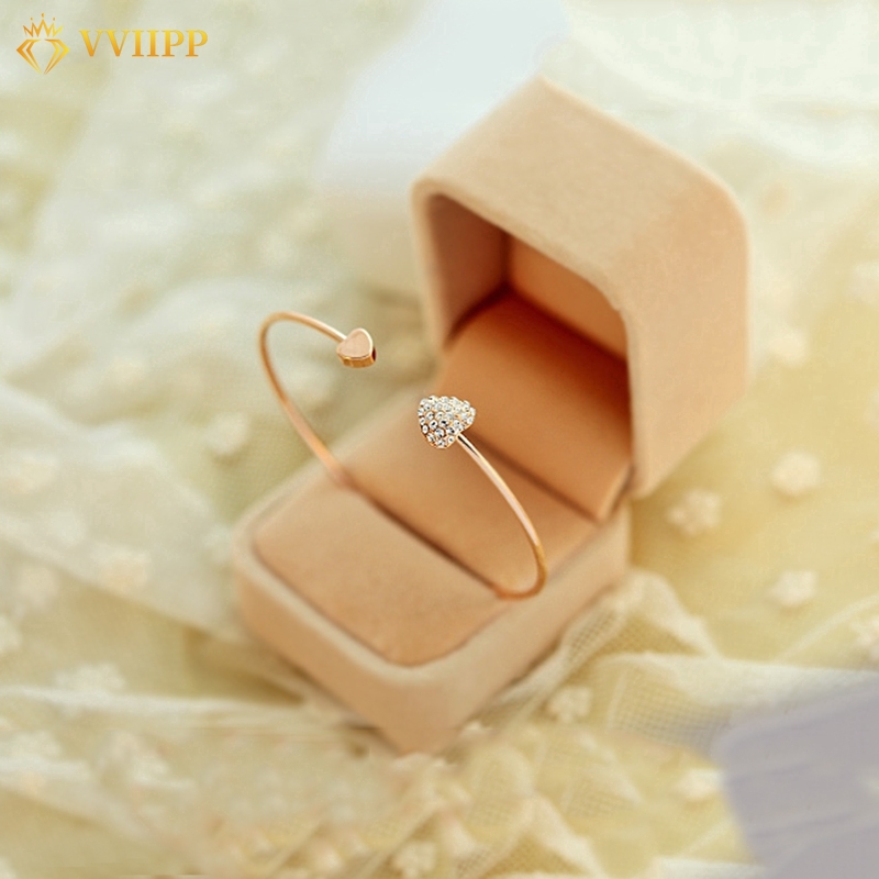 [Mã FAMAYFA giảm 10K đơn 50K] Vòng Tay Hợp Kim Mạ Vàng Hình Trái Tim Đính Đá Xinh Xắn Cho Nữ