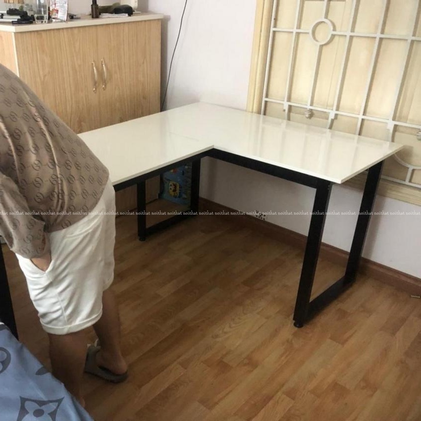 Bàn làm việc chữ 𝐋 𝐁𝐋𝟎𝟏 bàn văn phòng chắc chắn, khả năng chịu lực lớn lên đến 80kg