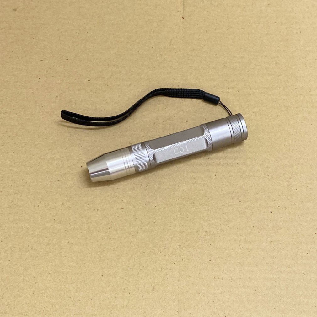 Đèn pin soi đá quý C01