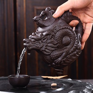 Ấm trà đất sét tạo hình rồng uốn lượn độc đáo