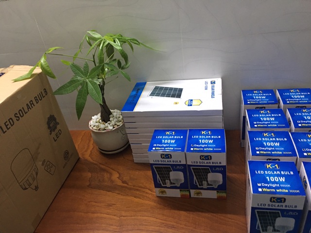 Đèn tròn năng lượng mặt trời - Hàng Xịn - Độ sáng cực mạnh, tấm pin năng lượng mặt trời lớn | BigBuy360 - bigbuy360.vn