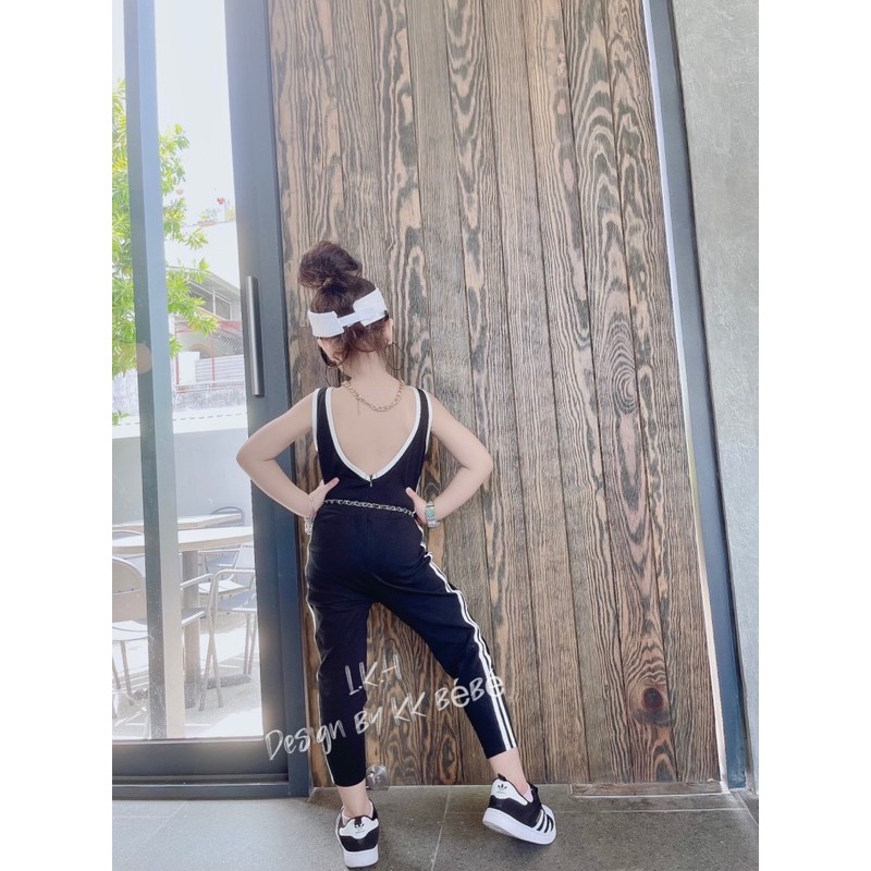 Bộ jumsuit thể thao adidas cho bé gái