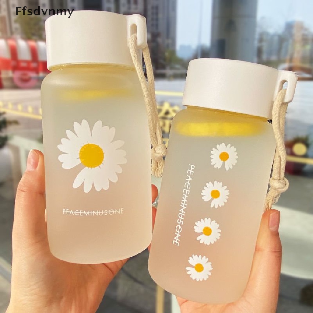 Luimo Bình Nước Nhựa Trong Suốt Dung Tích 500ml Họa Tiết Hoa Cúc Xinh Xắn