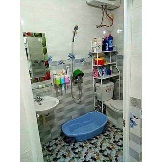 Kệ sau toa let