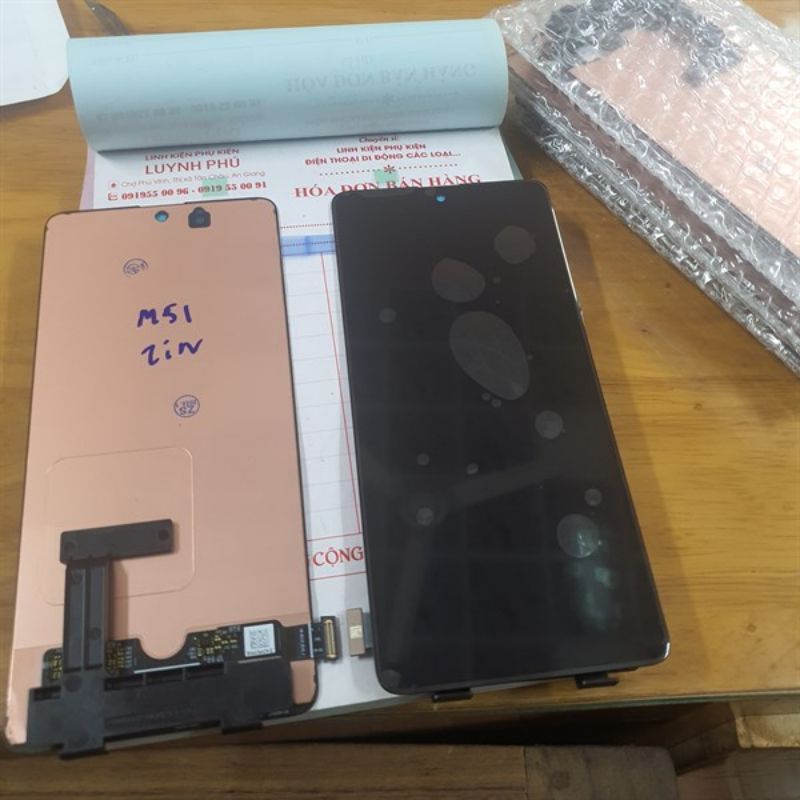 Màn hình samsung m51 m515f zin khung,zin rời,màn oled 2ic khung phôi nhỏ