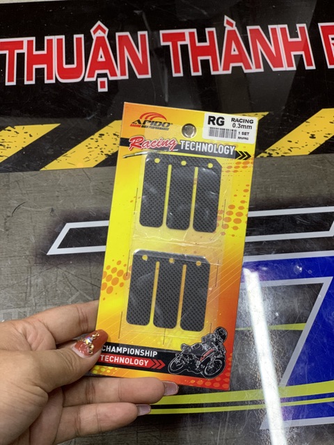 PHÍP LƯỠI GÀ CACBON SPORT - RGV