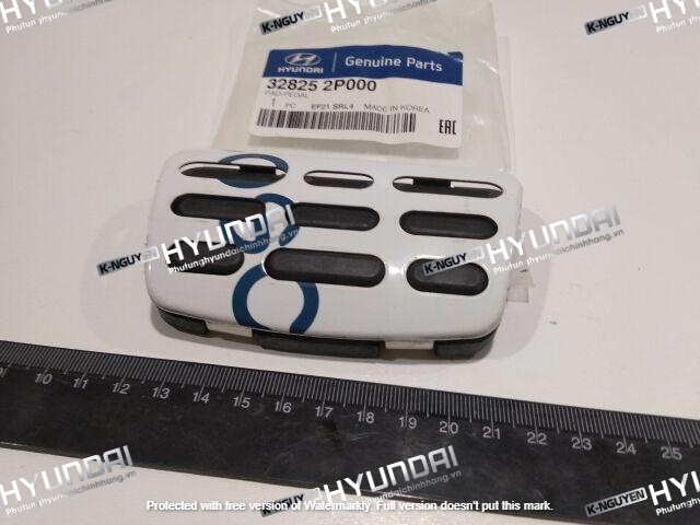 Ốp bàn đạp chân phanh xe Kia, Hyundai Santafe, Kona... dùng chung nhiều loại xe/ Mã số: 328252P000