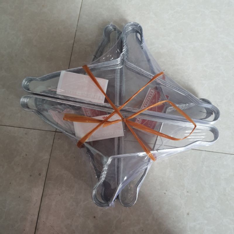 Móc treo quần áo,móc nhôm phơi quần áo người lớn giá 1 móc.