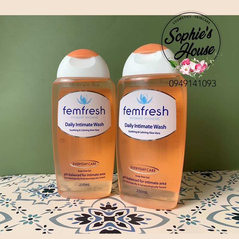 Dung dịch vệ sinh Femfresh Daily Wash