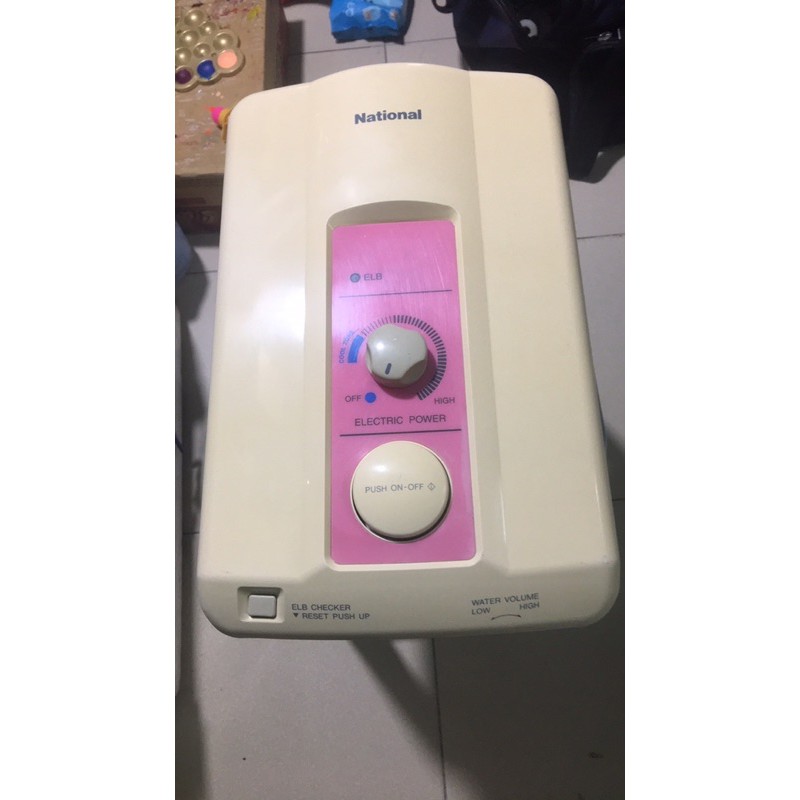Núm chỉnh máy nước nóng national