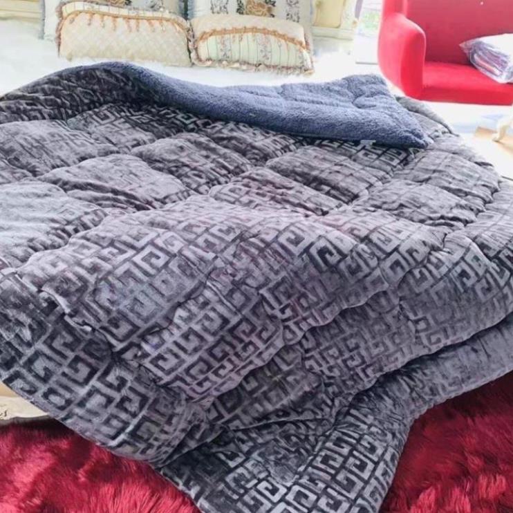 [BÁN RẺ LẤY TƯƠNG TÁC] Chăn Lông Cừu Chữ Vạn 3.5kg Dùng Đại Hàn Siêu Ấmm - Hàng Sẵn Giao Ngay