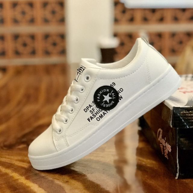 Bata trắng nam