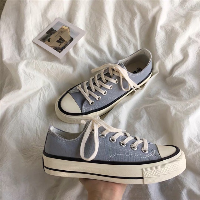 Giày canvas xanh trời ( viền đen)