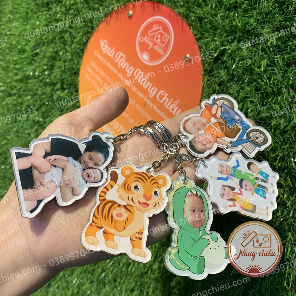 Móc khóa cắt ghép mặt con yêu, bé yêu nhà bạn theo yêu cầu, chất liệu mica sáng bóng