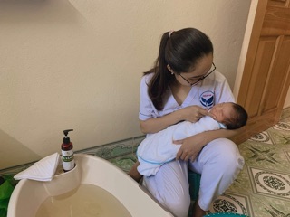 Sữa tắm thảo dược cho bé