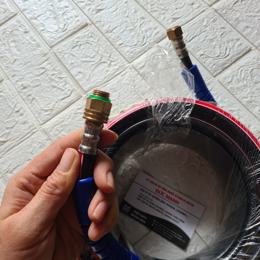 Dây phun xịt áp lực cao 8.5mm có gắn giắc co nhãn hiệu pada nhật bản