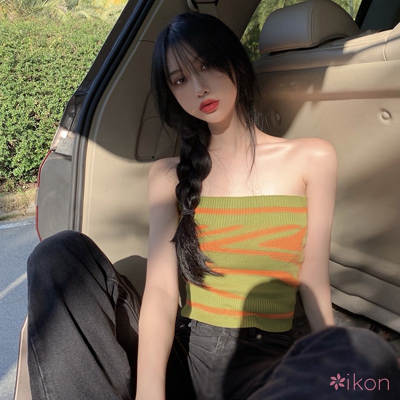 Áo Croptop Dệt Kim Hoạ Tiết Kẻ Sọc Thiết Kế Quyến Rũ