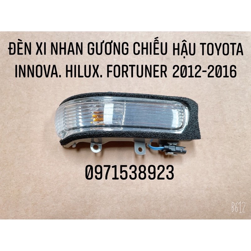 Đèn Xi Nhan Gương Toyota Innova, Hilux, Fortuner