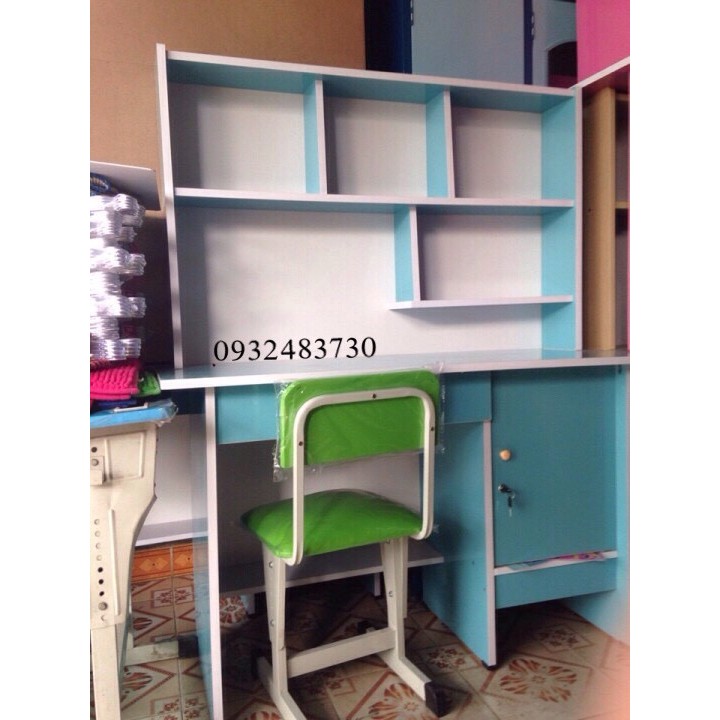 Bàn học sinh liền kệ _ngang 1m2 _new freeship hcm | BigBuy360 - bigbuy360.vn