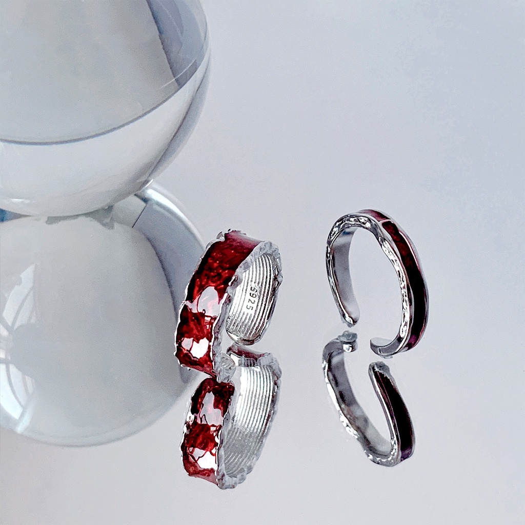 Nhẫn nam nữ tròn unisex Kuu Clothes màu bạc thời trang chất Titan đẹp đơn giản không gỉ - Nhẫn Red Ring