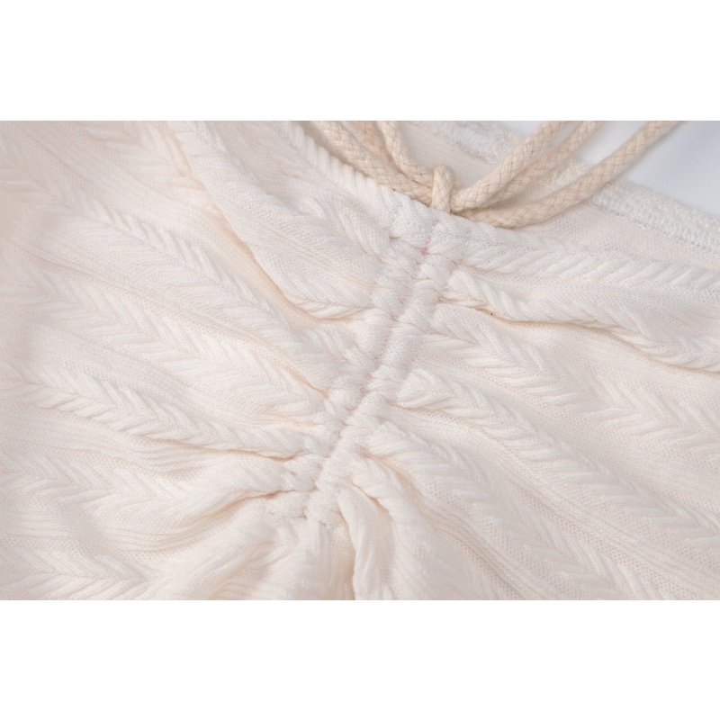 Set áo hai dây hở lưng và chân váy xếp ly lưng cao tôn dáng thời trang nữ