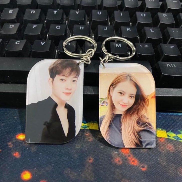 Móc khoá in hình cá nhân theo yêu cầu_móc cắt viền ảnh theo hình