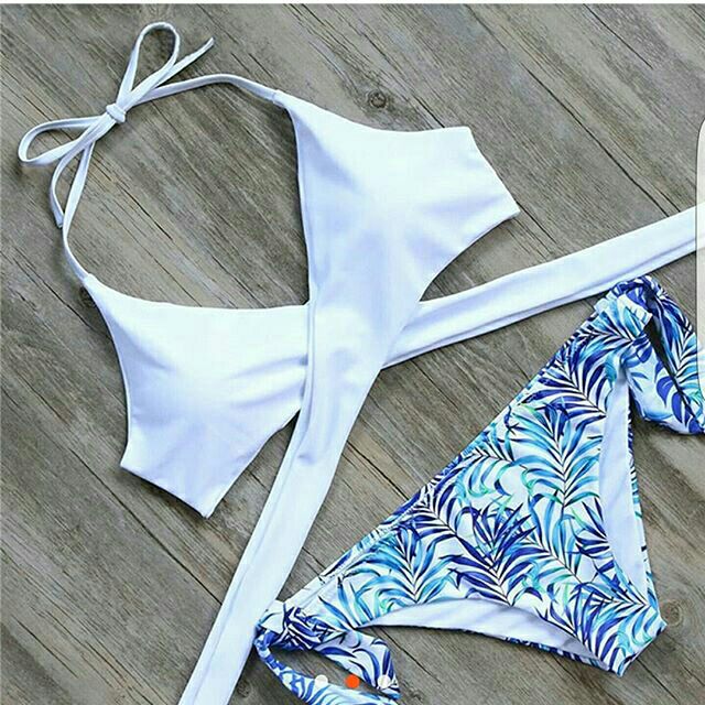 Bikini hoạ tiết in